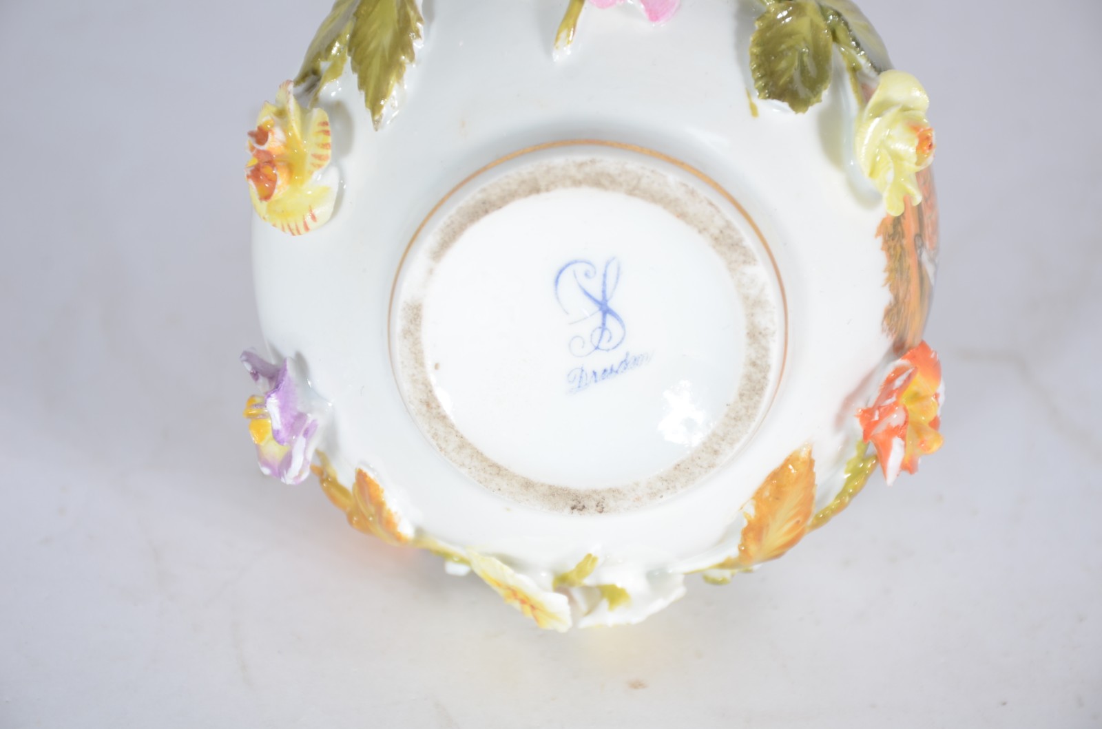 Sete peças de porcelana de diversas procedências, sendo par de... - foto 10 de 11