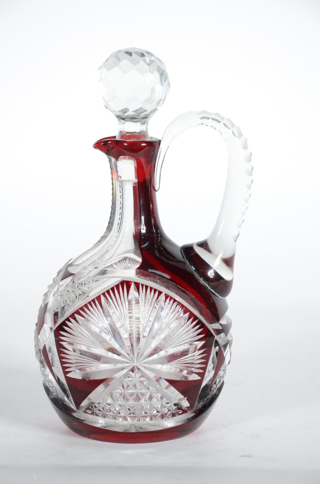 Licoreira de cristal doublé rubi lapidado. - foto 1 de 5