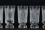 Conjunto de licoreira e 5 copinhos de cristal l... - Conjunto de licoreira e 5 copinhos de cristal lapidado.
