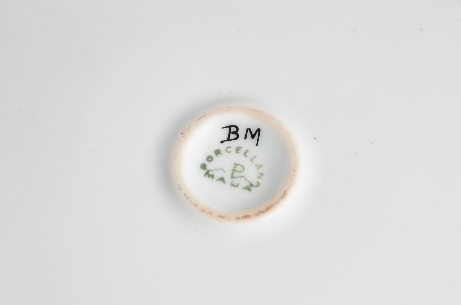 Aparelho de jantar de porcelana Mauá, pintada á mão com flores em... - foto 10 de 10
