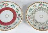 Conjunto de chá de porcelana francesa, decoraçã... - Conjunto de chá de porcelana francesa, decoração floral em policromia e tarjas em diversos tons, realces dourados, composto de 10 xícaras com pi...
