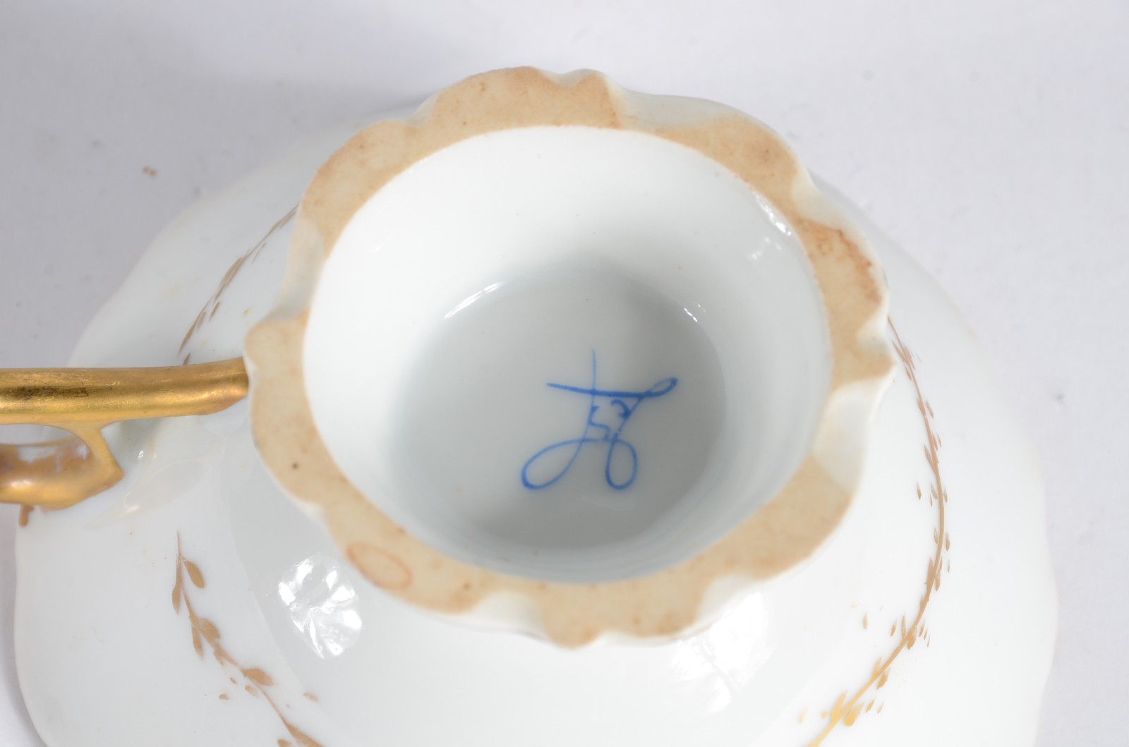 Conjunto de chá de porcelana francesa, decoração floral em policromia... - foto 7 de 7