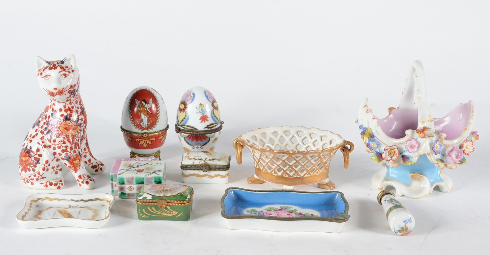 Onze pequenas peças de porcelana diversas procedências. - foto 1 de 11