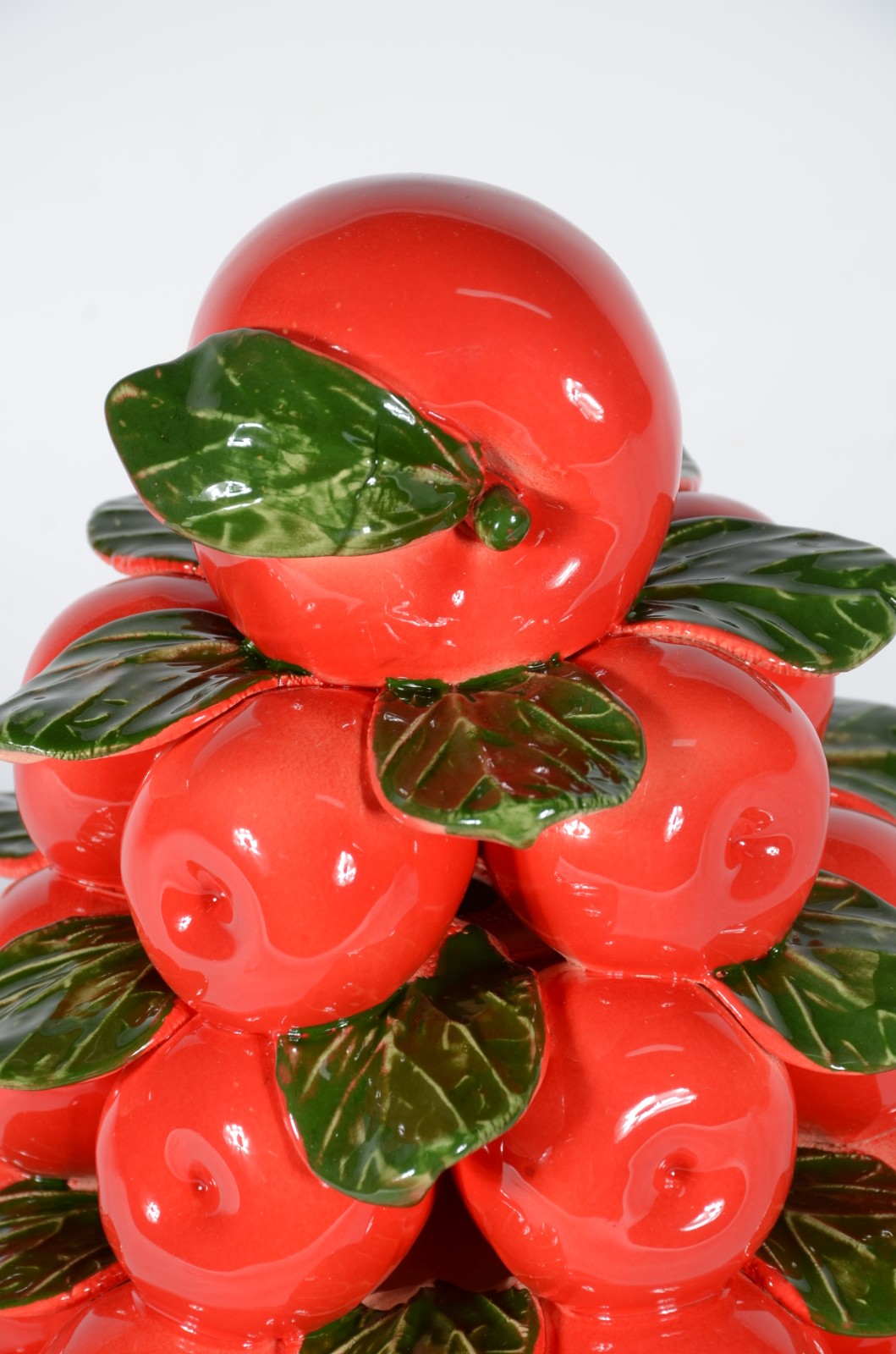 Cesta decorativa de frutas "maçãs" de cerâmica policromada. - foto 3 de 4