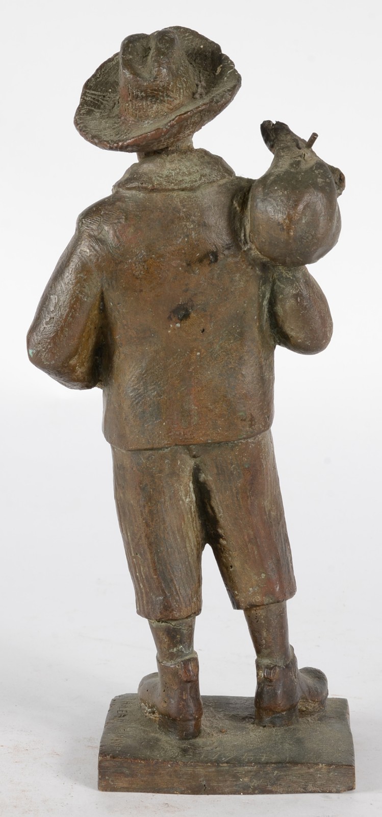Escultura de bronze representando figura masculina "gaúcho" - foto 4 de 6