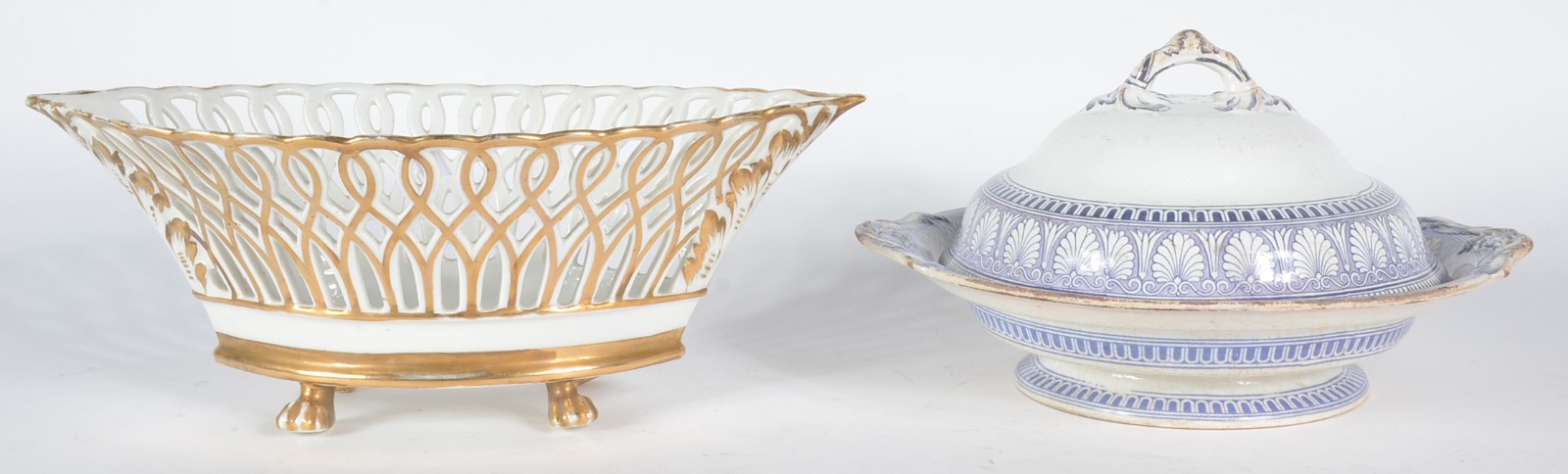 Quatro peças de porcelana de diversas procedências, sendo: fruteira... - foto 3 de 10