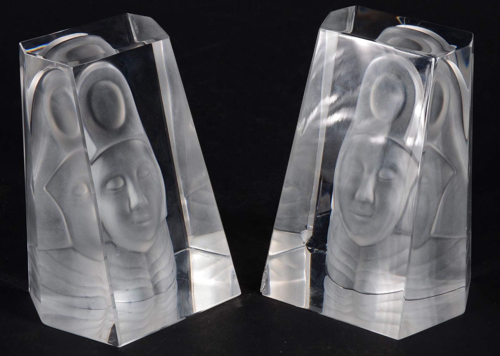 Par de serre livres de cristal Val Saint Lambert. Um deles com... - foto 3 de 7