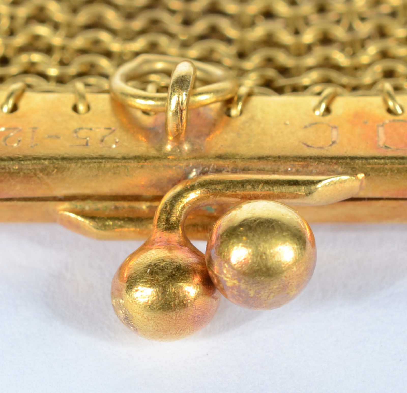 Porta níqueis em malha de ouro 18 k. (Por motivos de segurança a peça... - foto 4 de 7