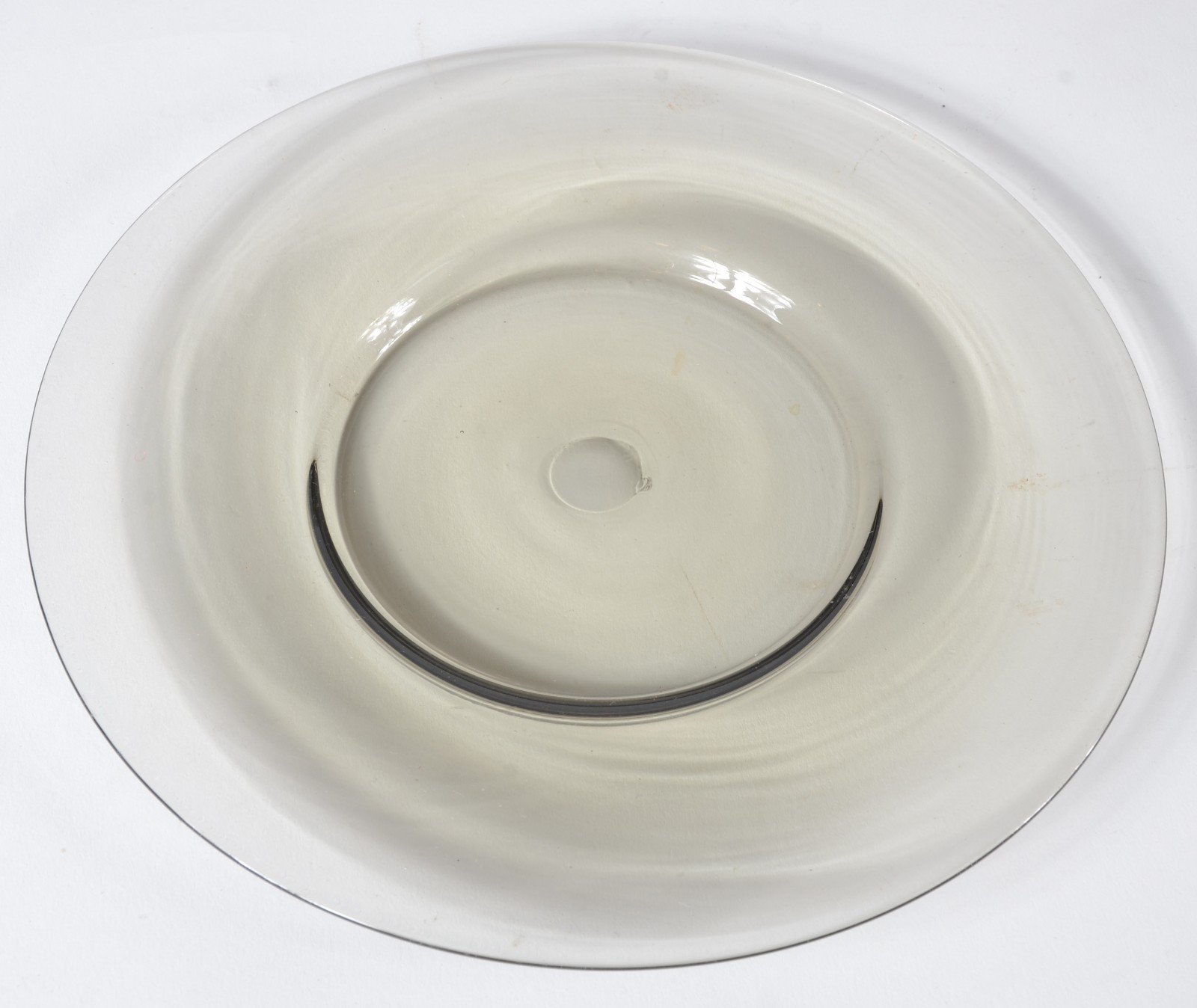 Serviço de cristal cinza, composto de: 10 taças para... - foto 7 de 9