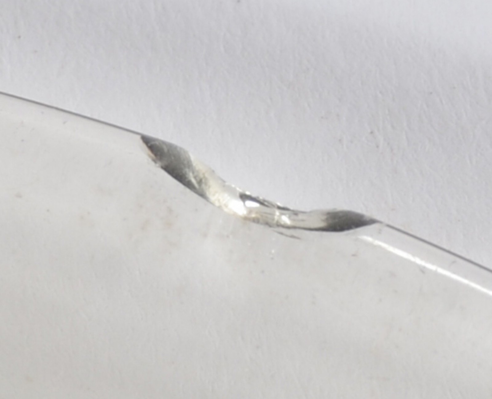 Serviço de cristal cinza, composto de: 10 taças para... - foto 8 de 9