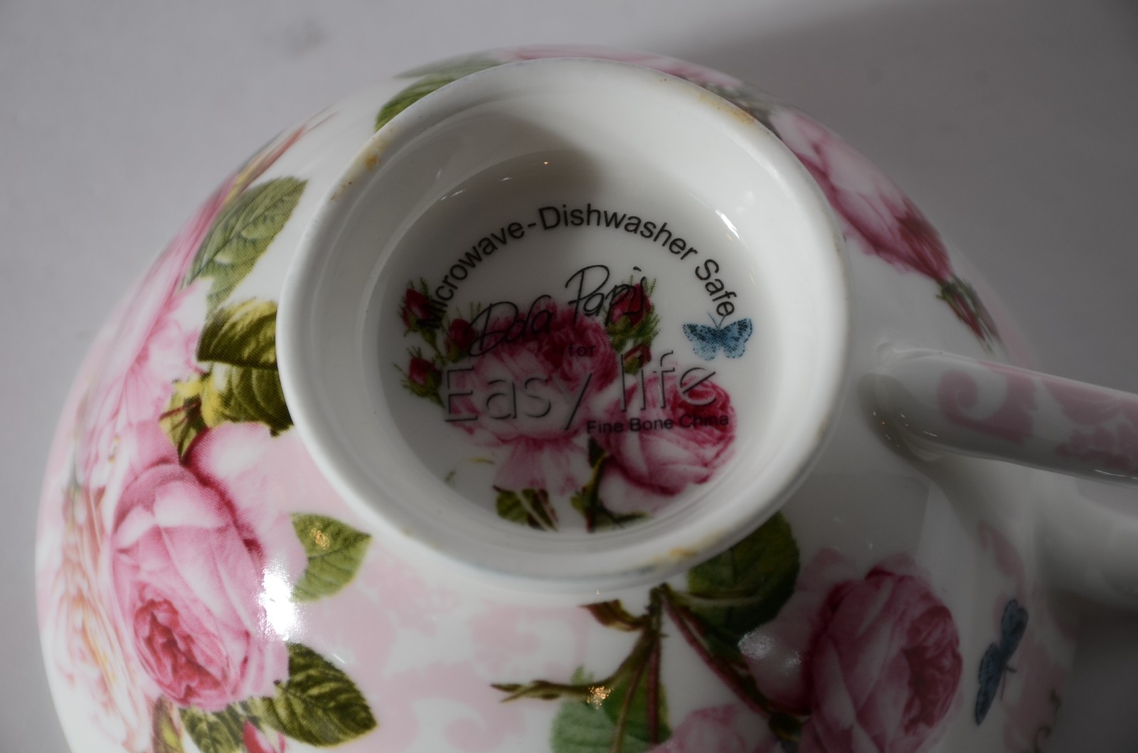 Diversas peças de porcelana, sendo: par de xícaras de chá com pires e... - foto 8 de 10