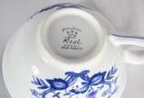Porcelanas Steatita (1956),  - Aparelho de jantar, chá e café de porcelana Steatita, decoração "cebolinha", composto de: 12 pratos rasos, 12 pratos fundos (um lascado), 12 pratos de