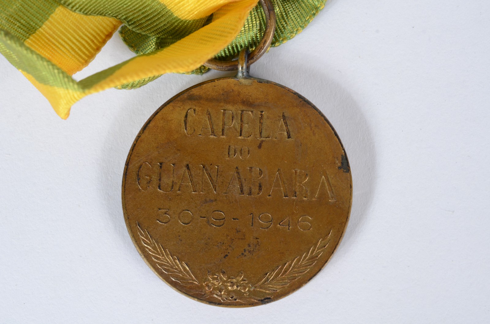 Medalha da inauguração da Capela do Palácio Guanabara, RJ. Datada... - foto 4 de 4