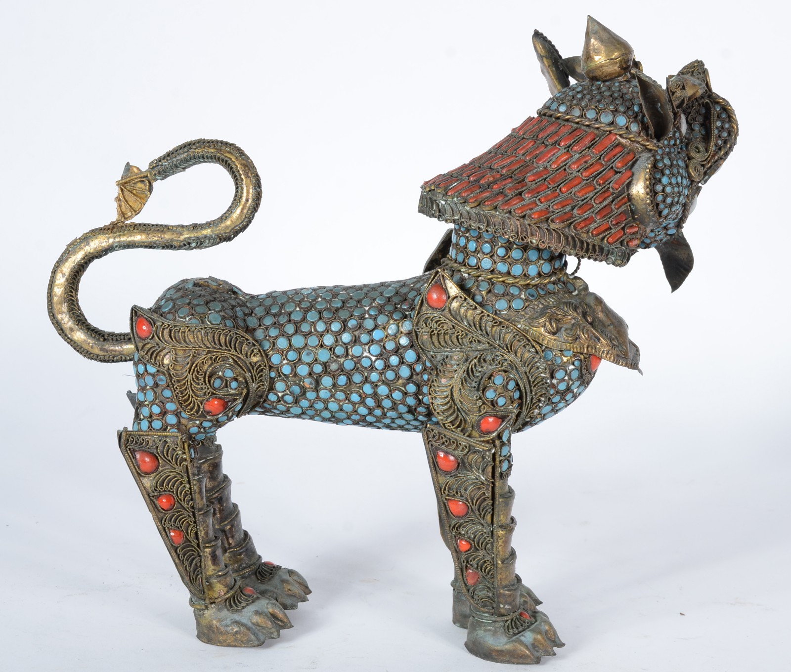 Cão de Fó ou Guardião do templo de metal oriental com detalhes na cor... - foto 6 de 7
