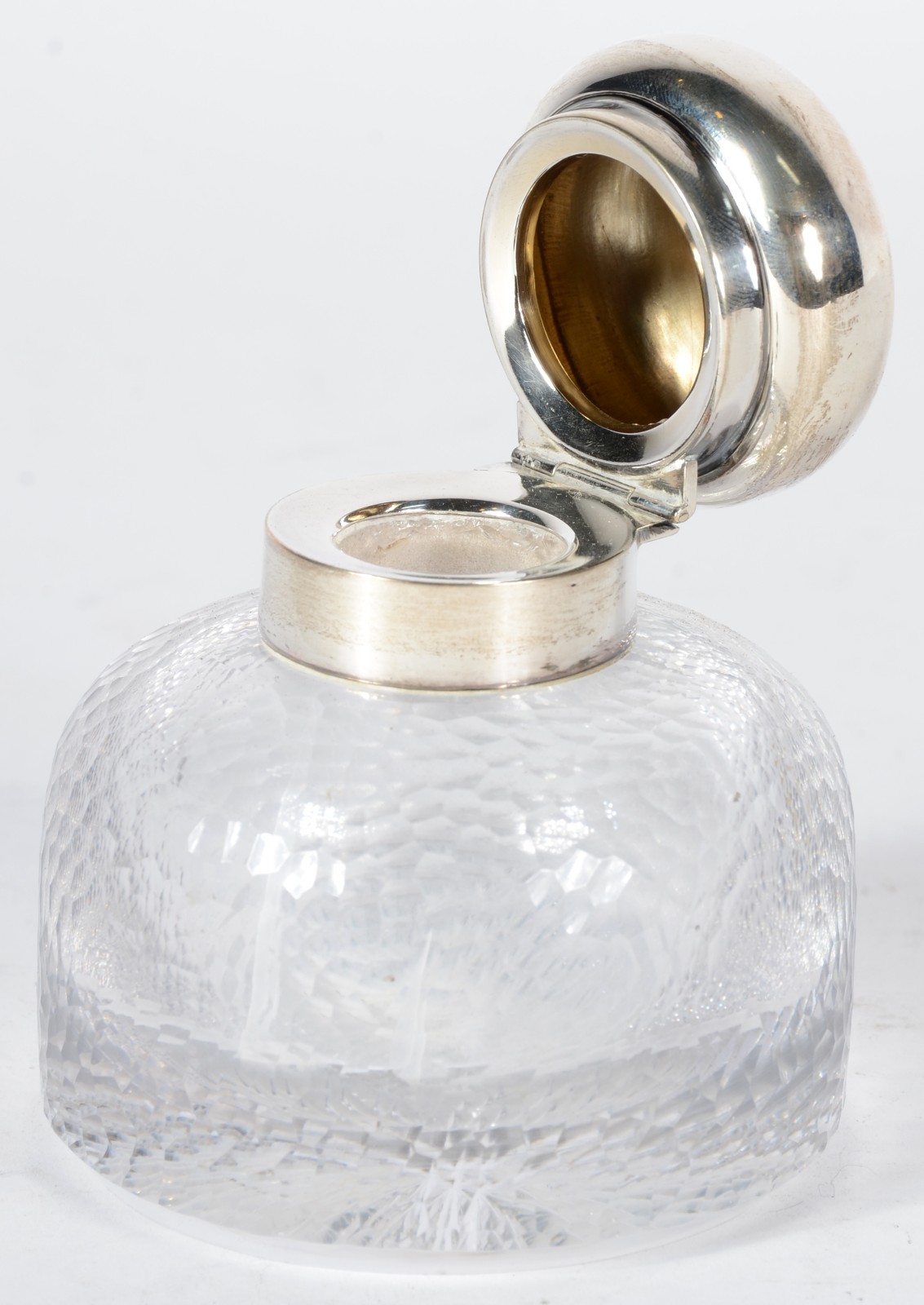 Tinteiro de cristal com tampa de prata de lei e monograma. - foto 4 de 7