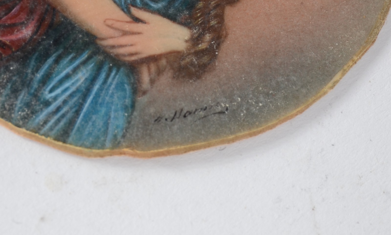 Três miniaturas representando Figuras femininas pintadas sobre placas... - foto 9 de 10