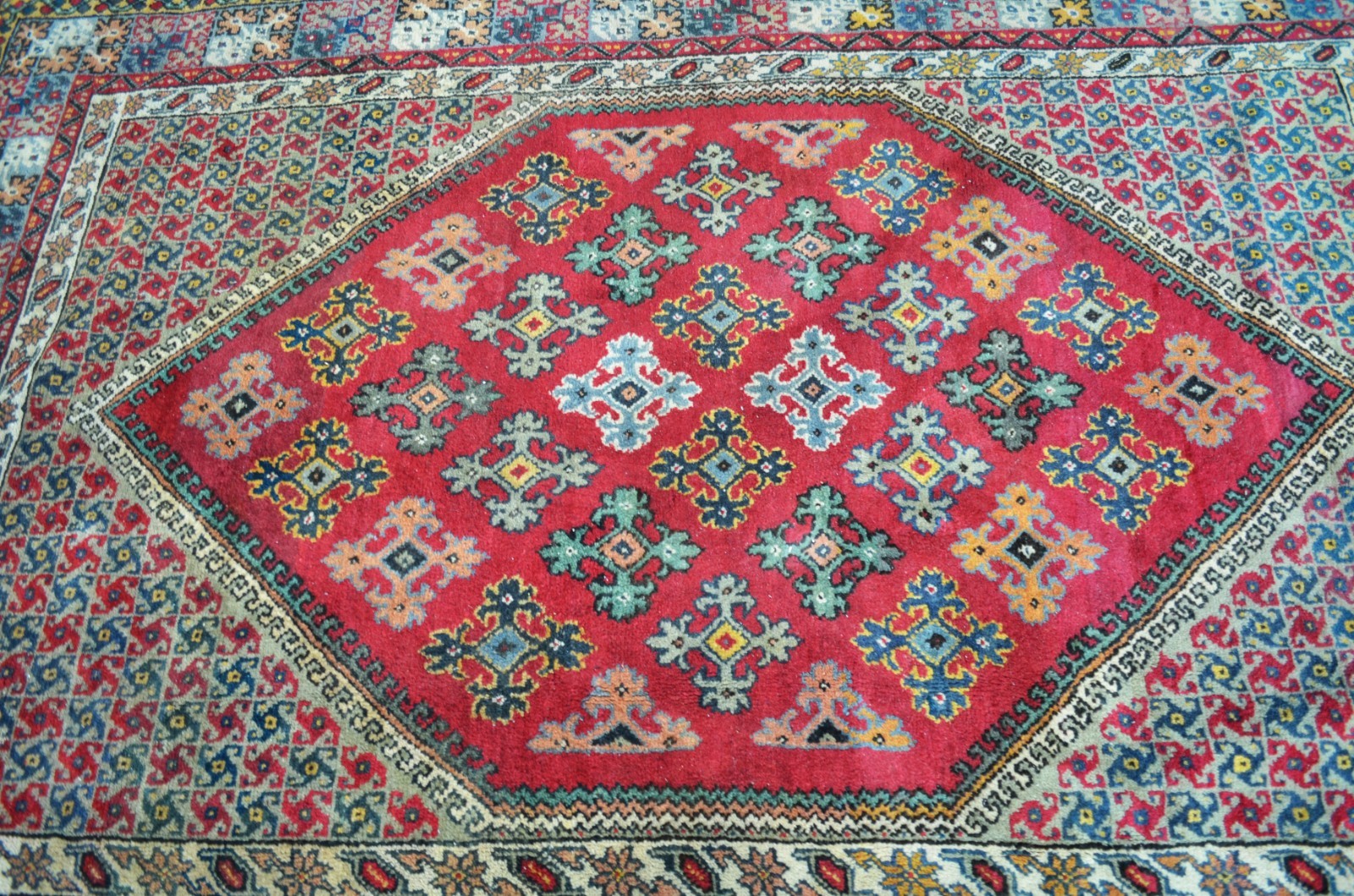 Tapete iraniano Koliahi. Assinada. - foto 2 de 3