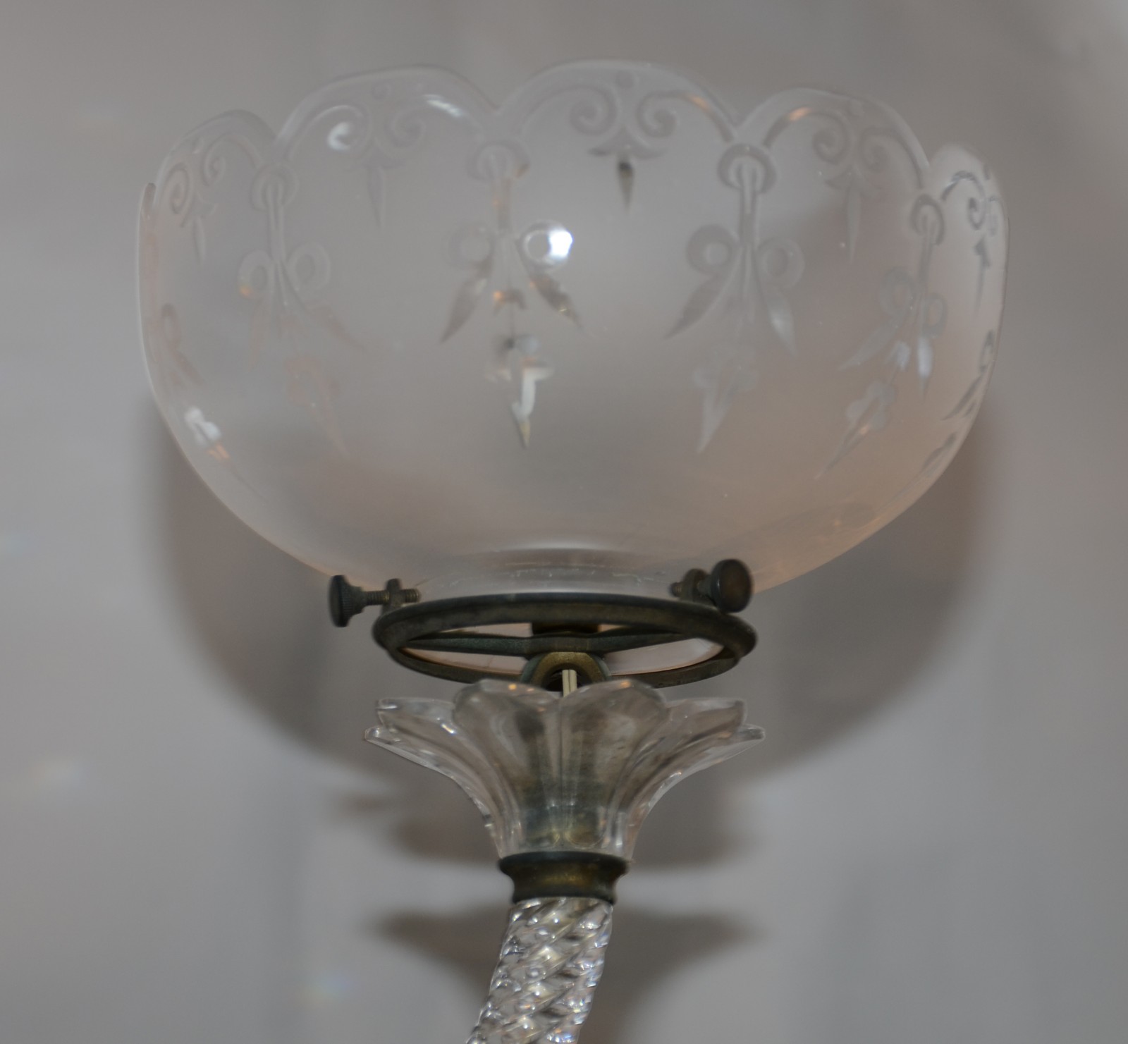 Belissimo Lustre de cristal para 3 luzes, mangas lavadas com bordas... - foto 7 de 7