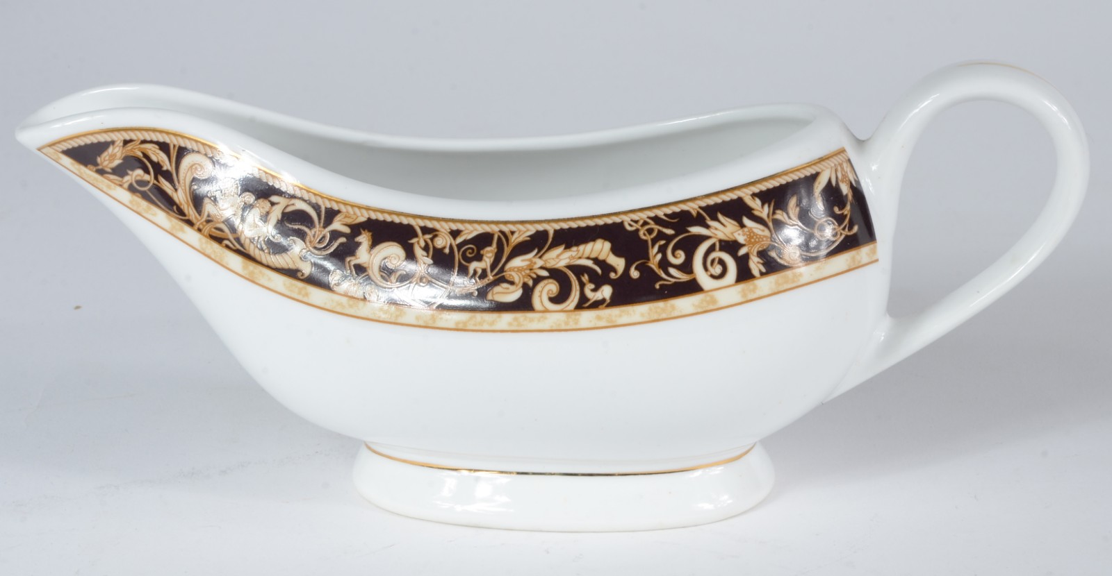 Aparelho de jantar e café de porcelana CHN & CHN inglesa, borda... - foto 6 de 11
