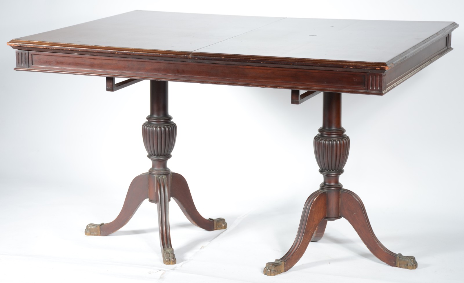 Mesa de jantar de madeira nobre, tampo retangular com duas tábuas... - foto 4 de 11