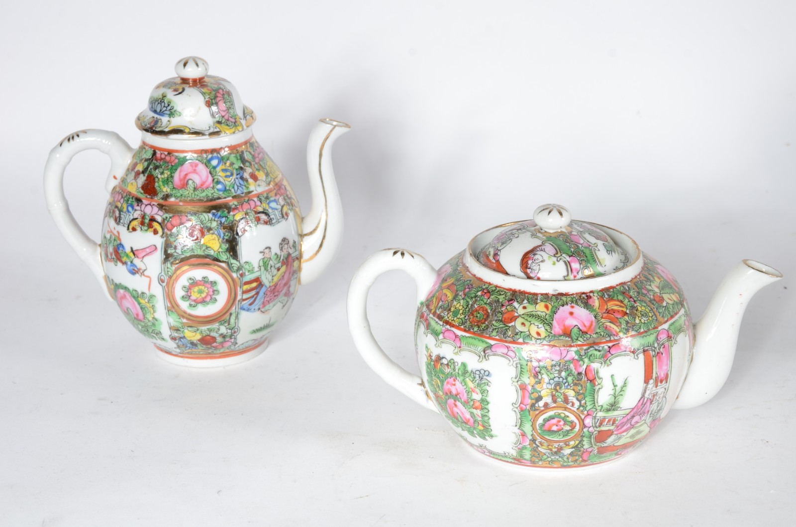 Serviço para chá e café de porcelana oriental, fabricada em Macau... - foto 6 de 7