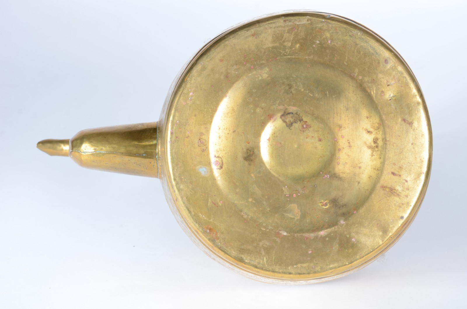 Grande chaleira decorativa de metal dourado oriental trabalhado com... - foto 6 de 6