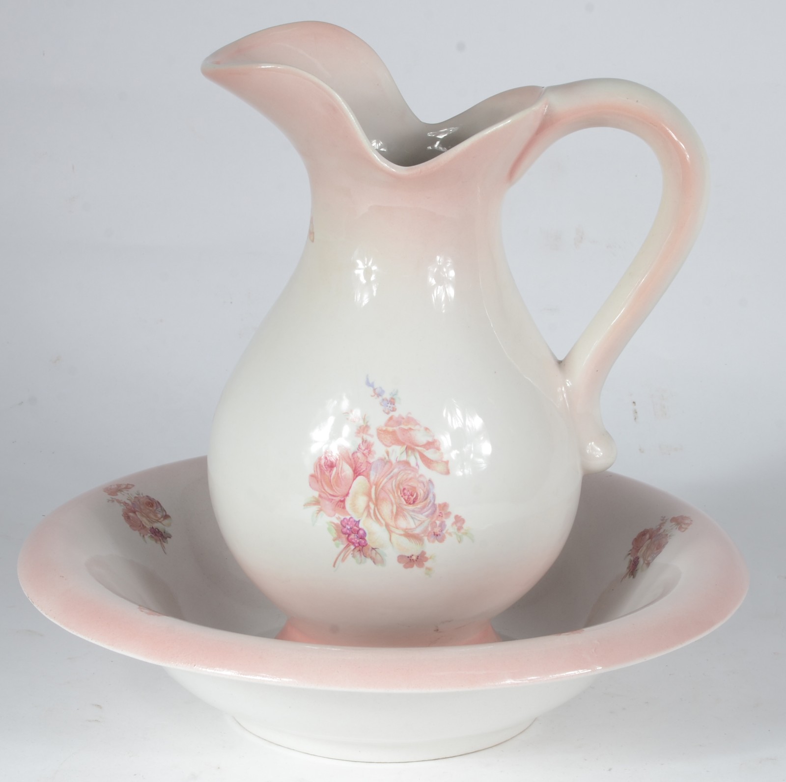 Jarra com bacia de porcelana portuguesa Alcobaça com decoração floral... - foto 1 de 7