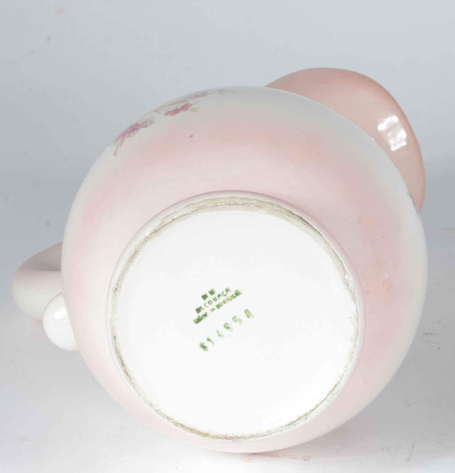 Jarra com bacia de porcelana portuguesa Alcobaça com decoração floral... - foto 6 de 7