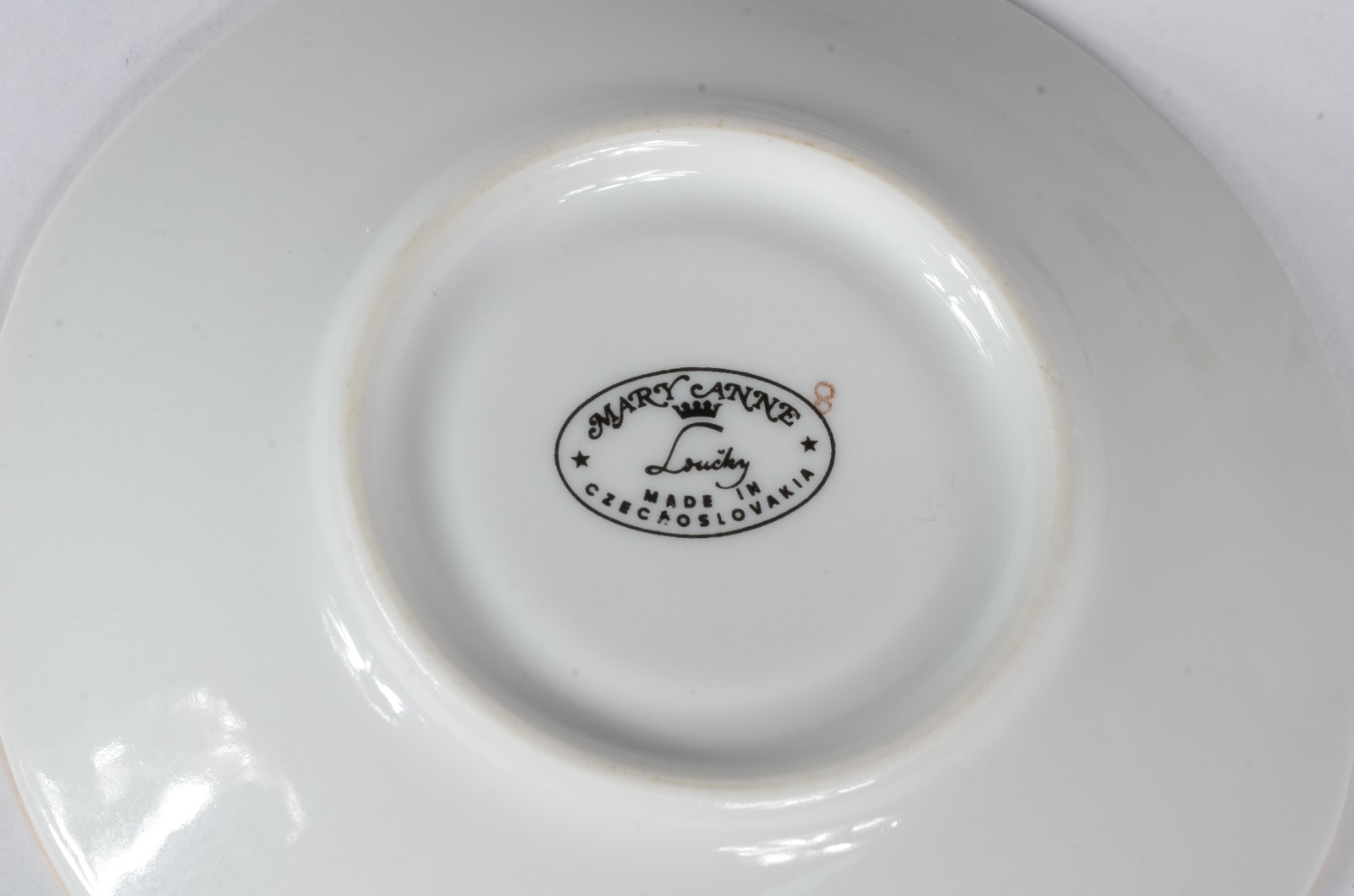 Diversas peças de porcelana, sendo: 6 xícaras de café com pires... - foto 9 de 11