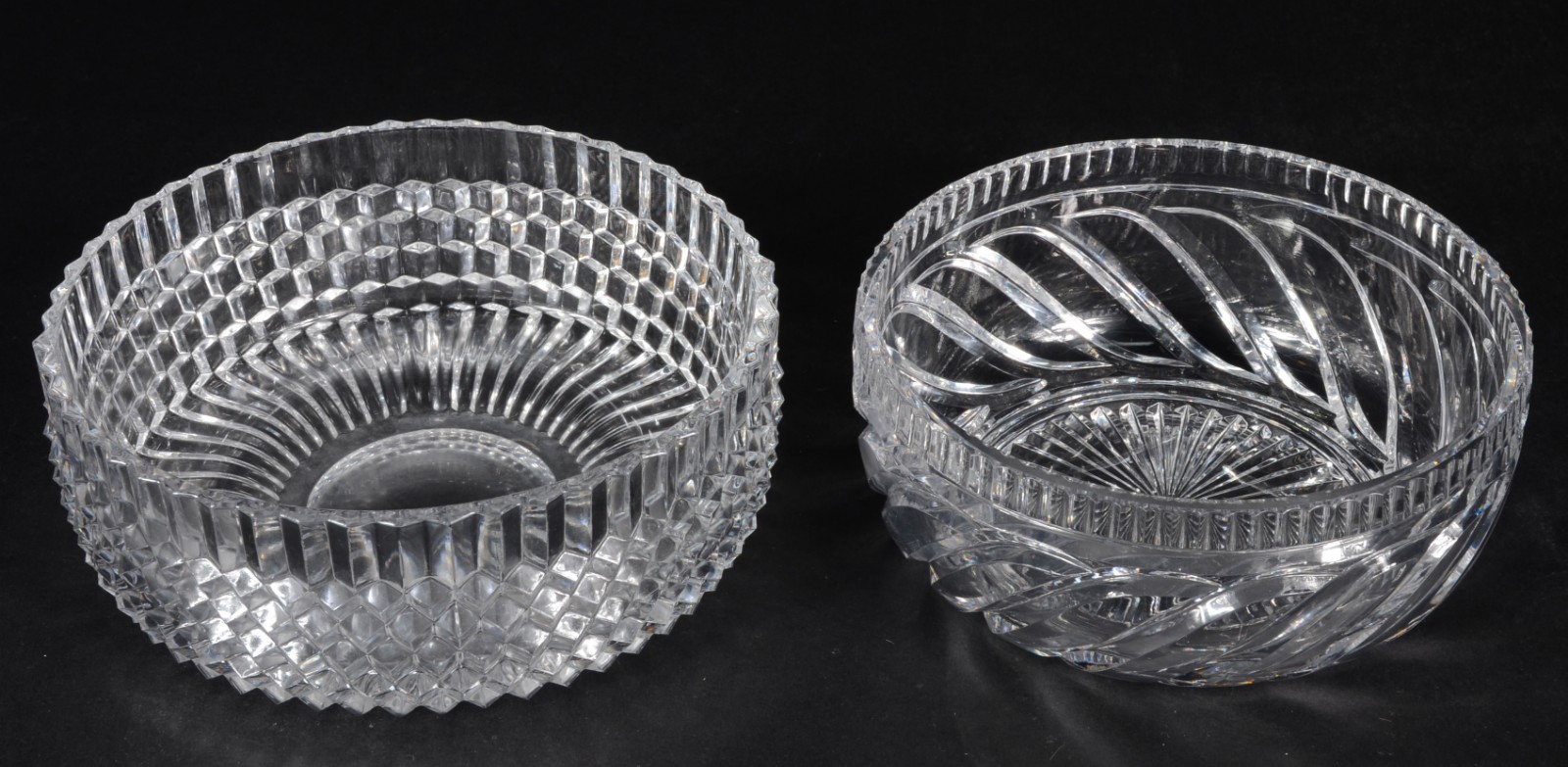 Dois bowls de cristal tcheco lapidado. - foto 2 de 4