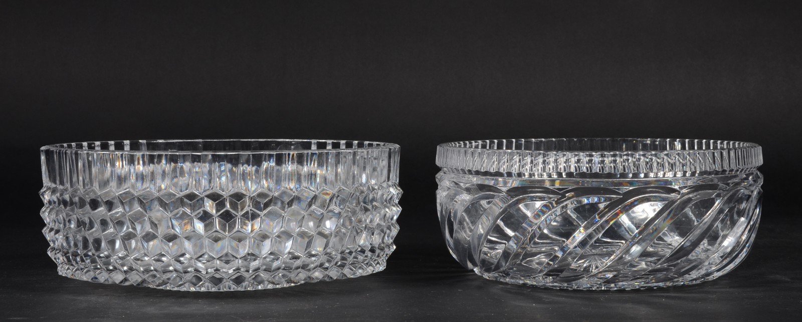 Dois bowls de cristal tcheco lapidado. - foto 3 de 4