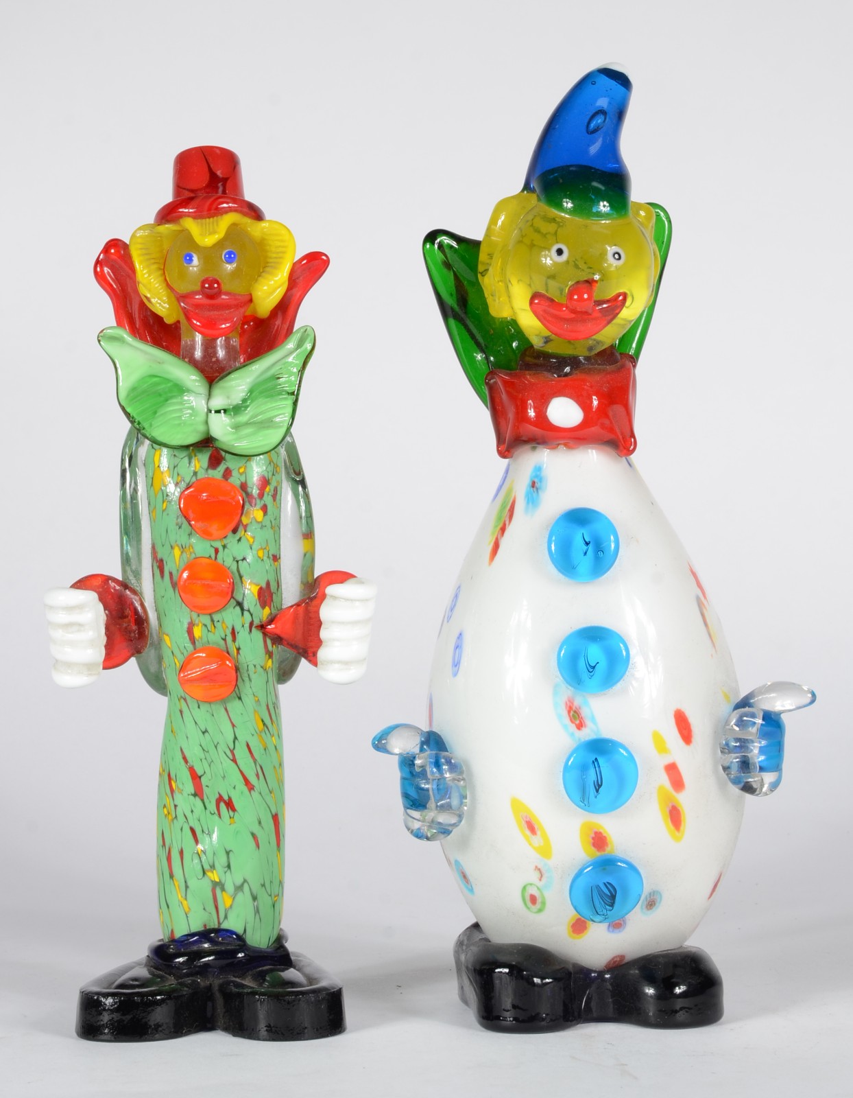 Duas esculturas de vidro decorativo em policromia, ao gosto de... - foto 1 de 5