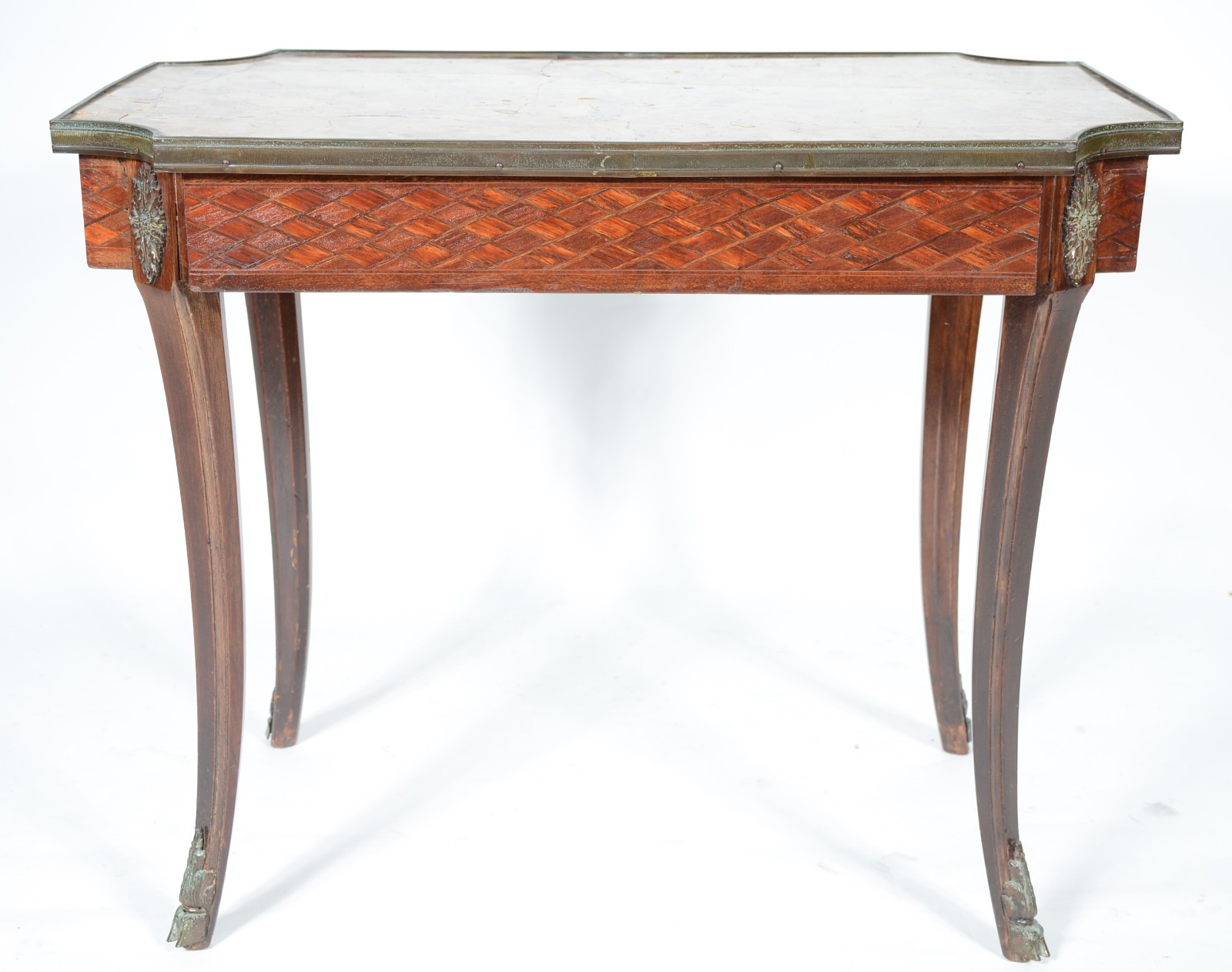 Mesa auxiliar de madeira nobre parquetada, estilo francês, tampo de... - foto 2 de 6