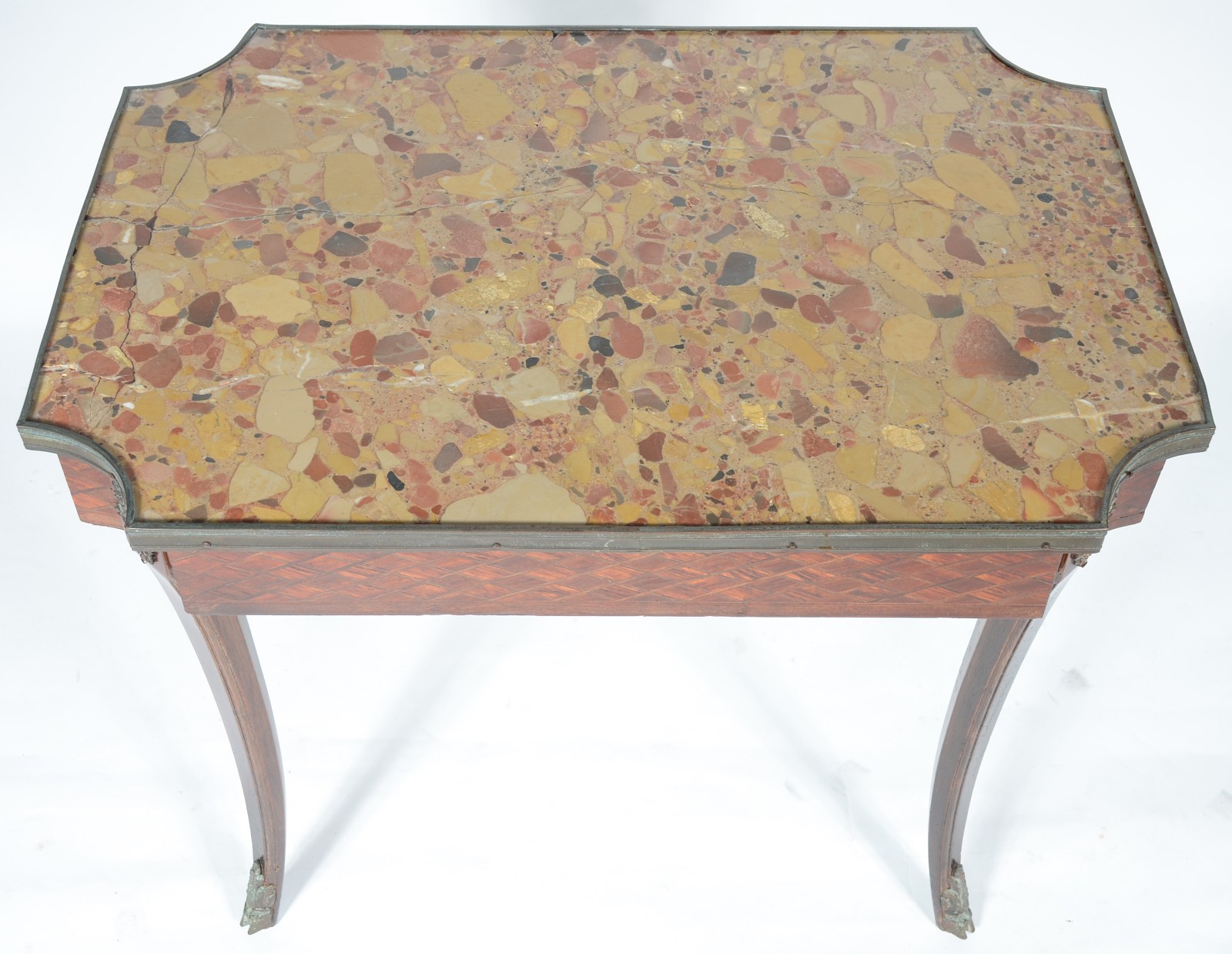 Mesa auxiliar de madeira nobre parquetada, estilo francês, tampo de... - foto 4 de 6