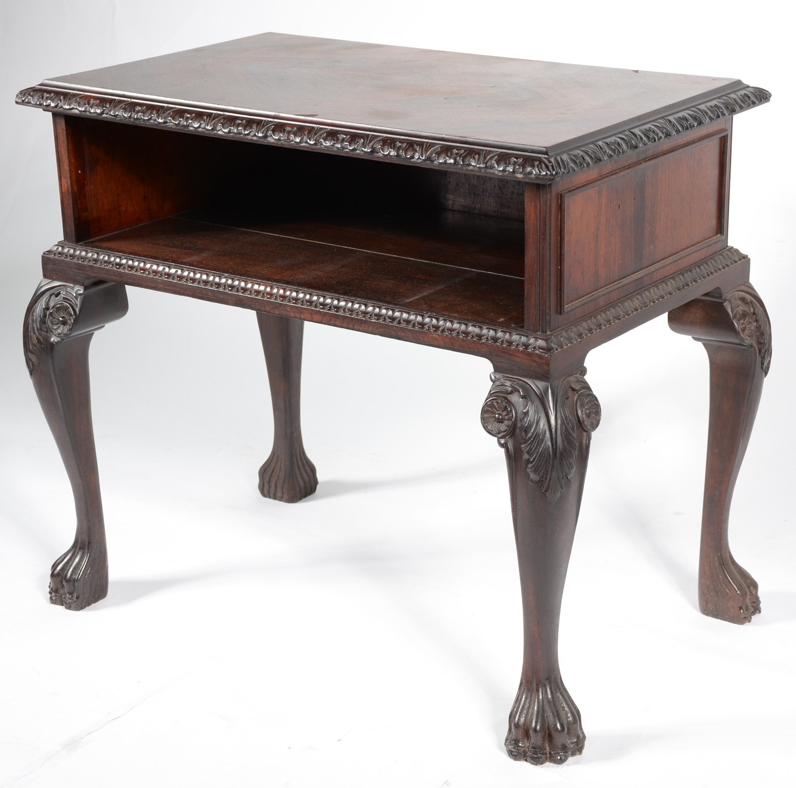 Mesa auxiliar de madeira nobre com nicho central vazado e pés de... - foto 1 de 7
