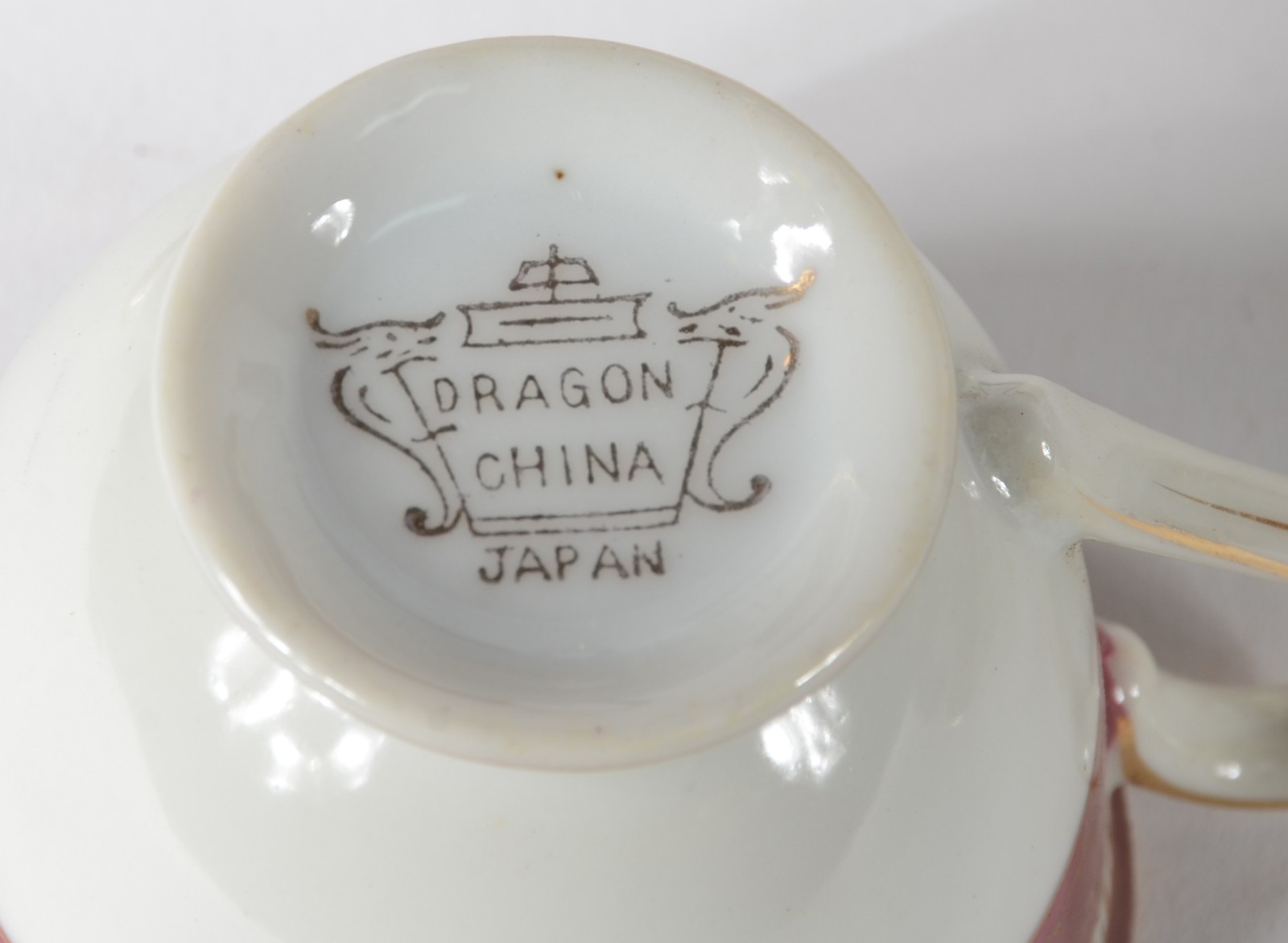 Aparelho de jantar, chá e café de porcelana japonesa, decorado com... - foto 5 de 5