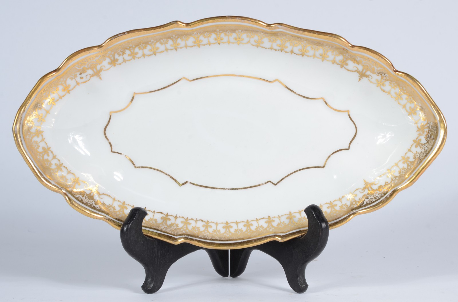 Covilhete de porcelana francesa. Serviço do Paço da Cidade, século... - foto 1 de 4