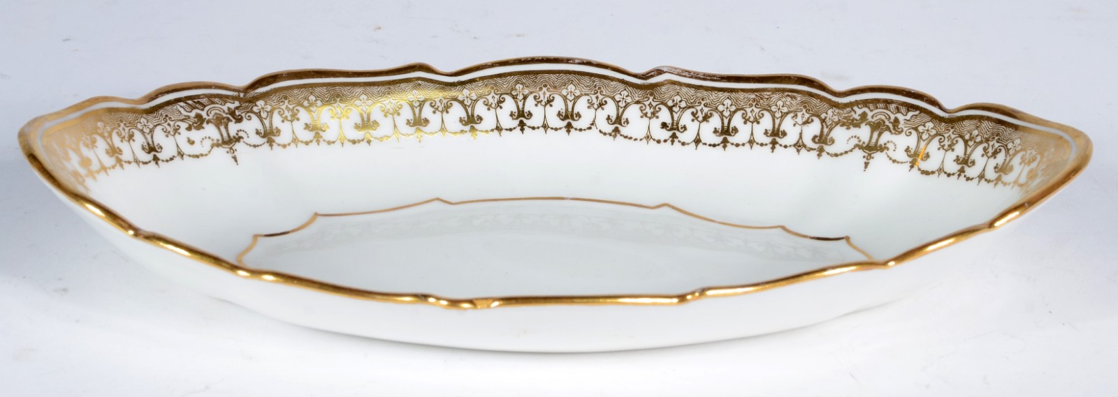 Covilhete de porcelana francesa. Serviço do Paço da Cidade, século... - foto 2 de 4