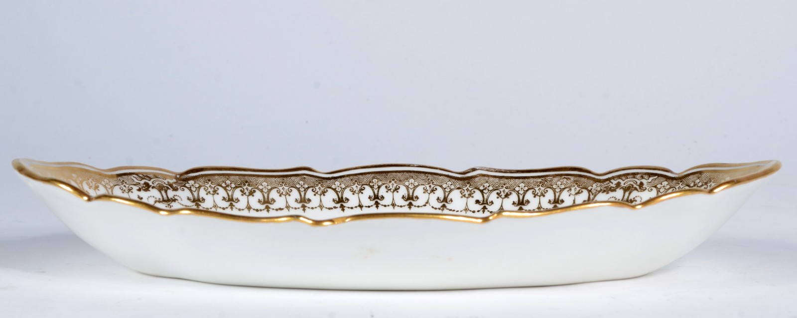 Covilhete de porcelana francesa. Serviço do Paço da Cidade, século... - foto 3 de 4