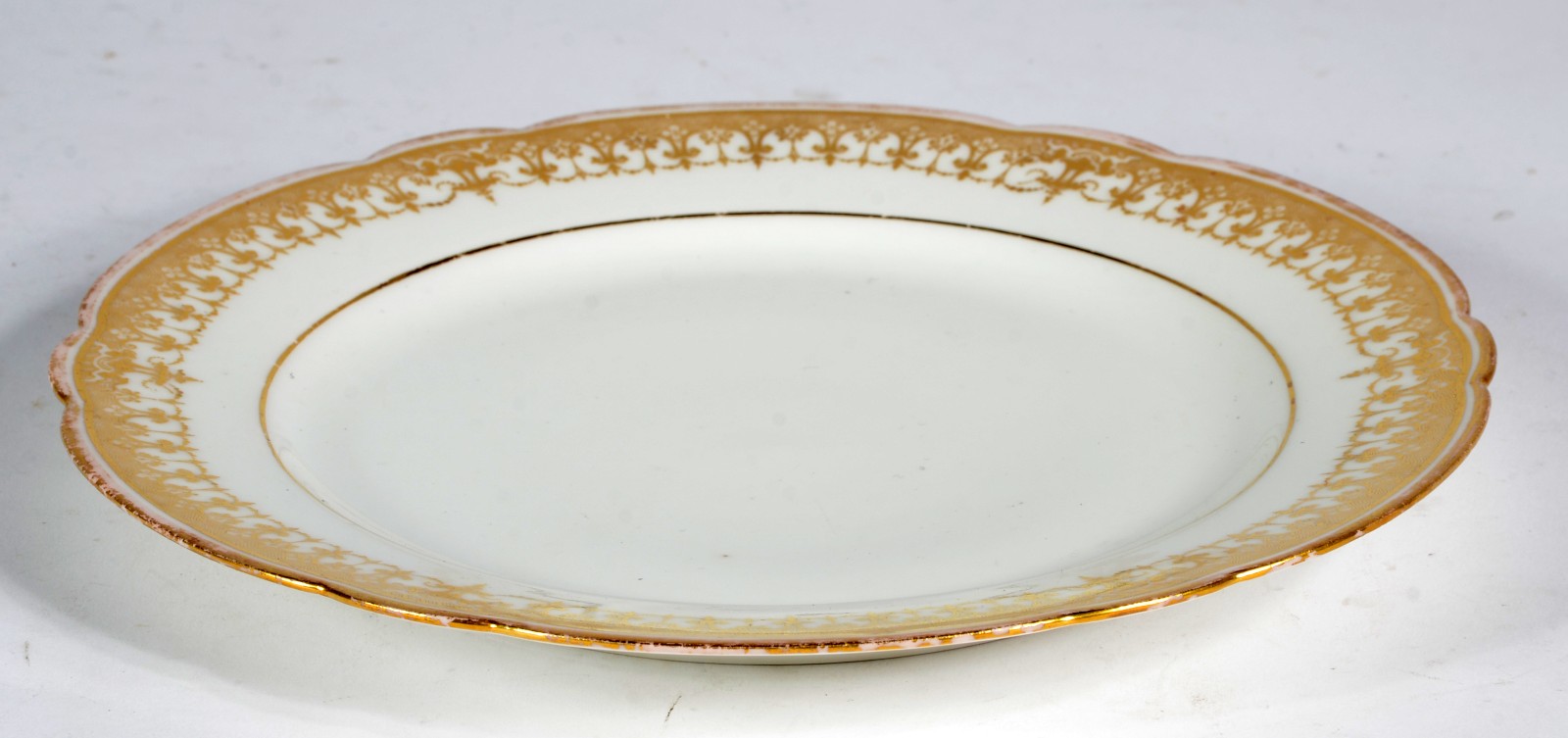Prato raso de jantar de porcelana francesa. Serviço do Paço da... - foto 3 de 3