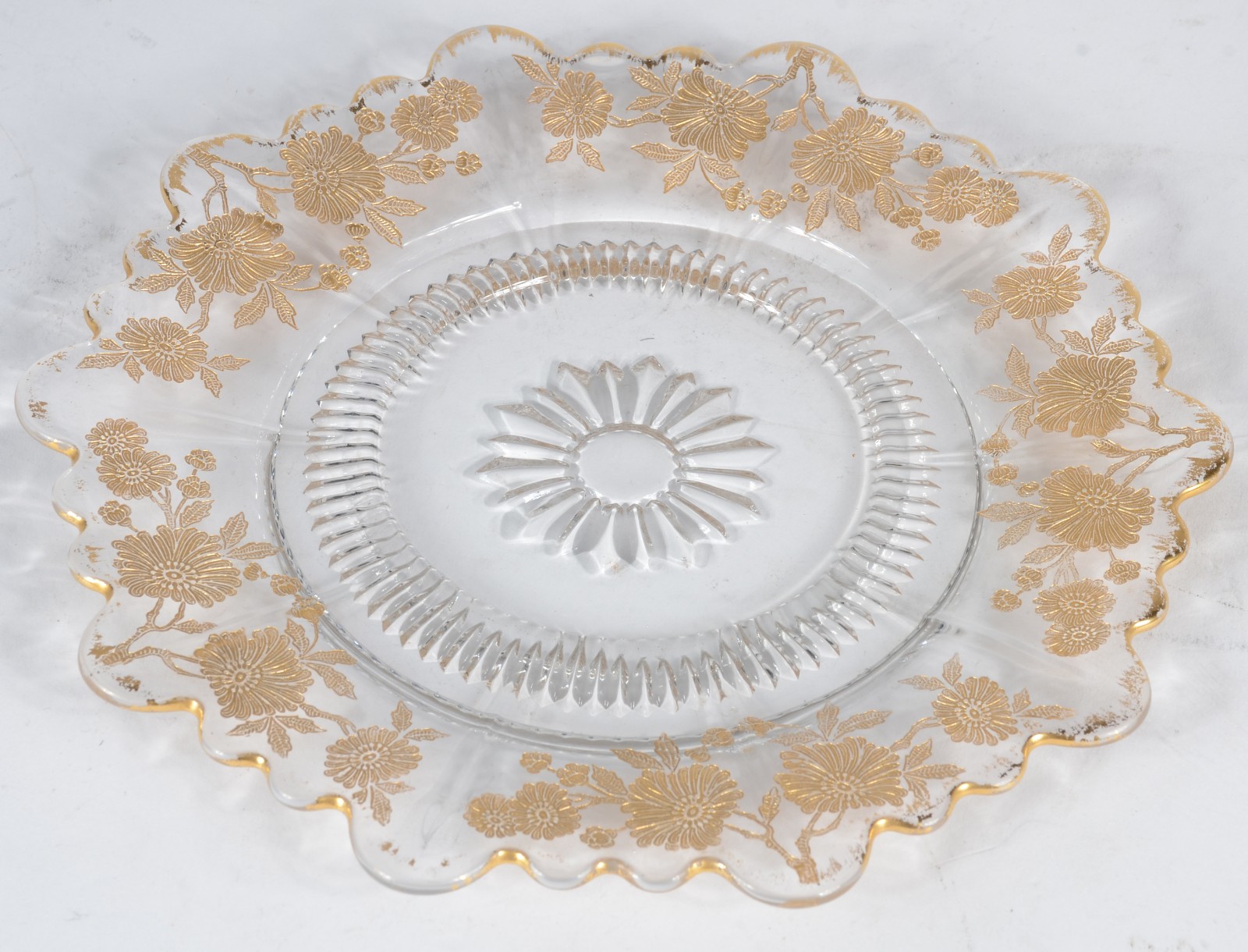 Molheira de cristal decorada com flores lavradas em dourado... - foto 6 de 6