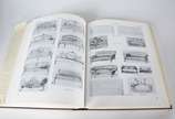 Dois livros diversos de antiguidades inglesas e... - Dois livros diversos de antiguidades inglesas e porcelanas portuguesas Vista Alegre:<br>a) Pictorial Dictionary Of British 19h Century Furtiture...