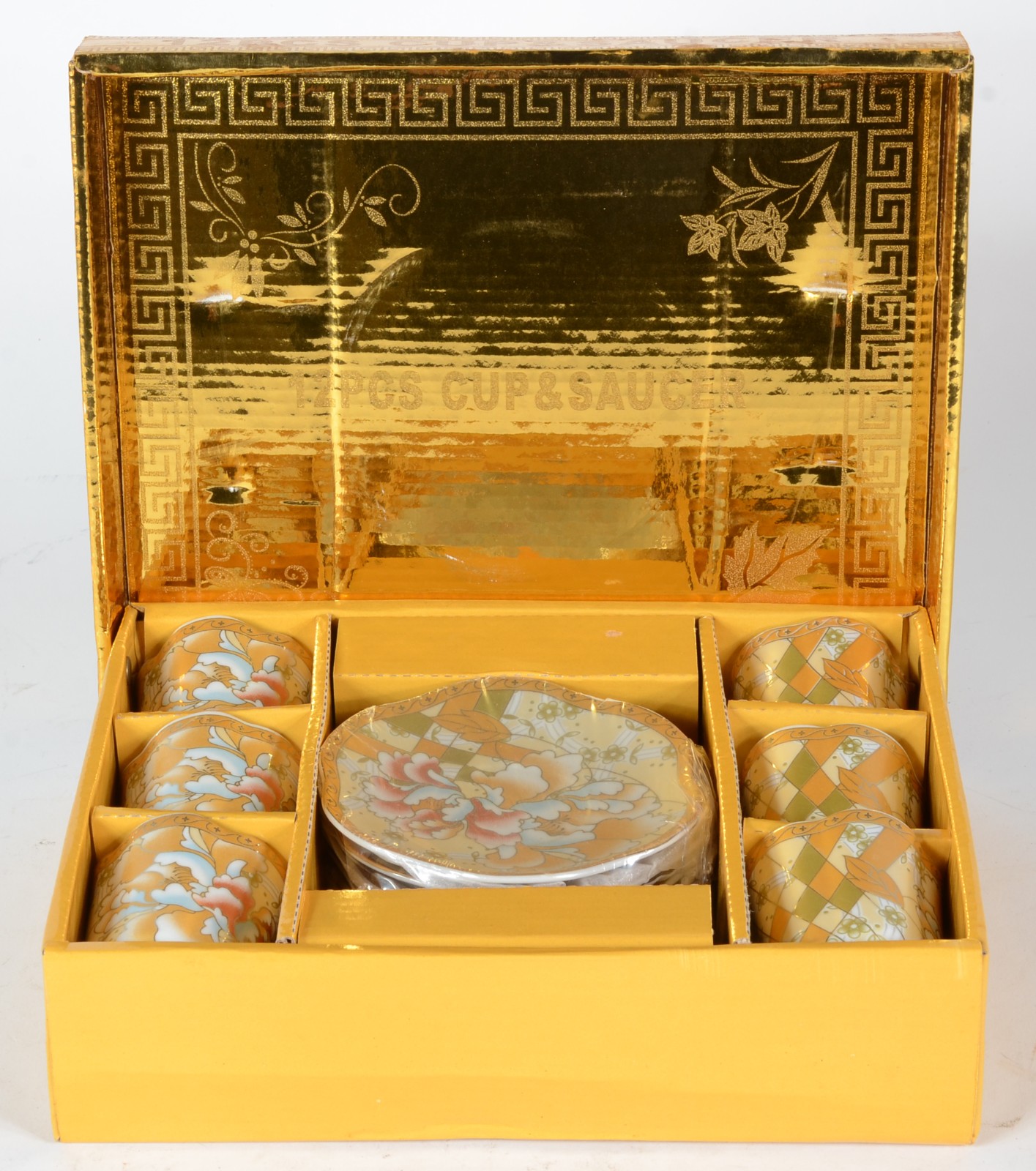 Conjunto com 6 xícaras de café com pires de porcelana floral com... - foto 3 de 4