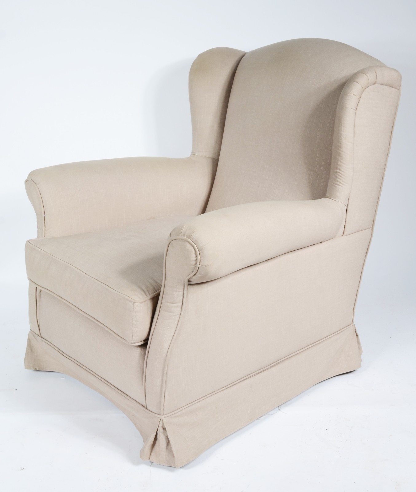 Bergere com banqueta estofada e forrada com tecido na cor bege... - foto 3 de 7