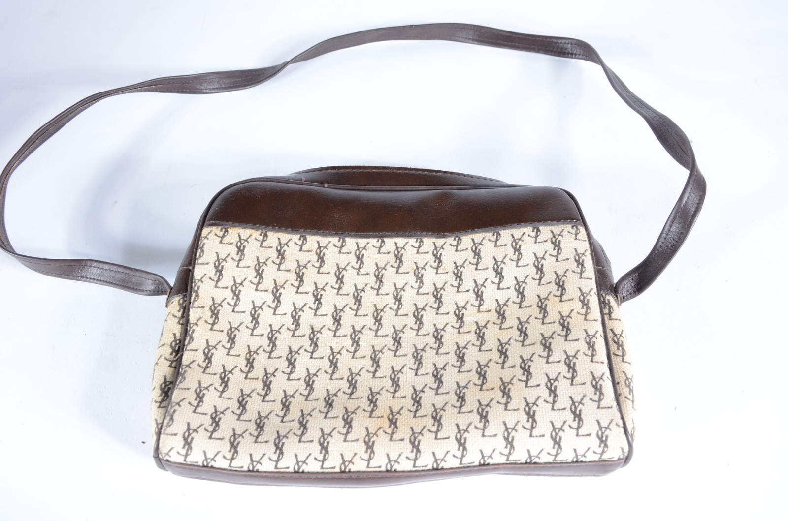 Bolsa. - foto 2 de 3