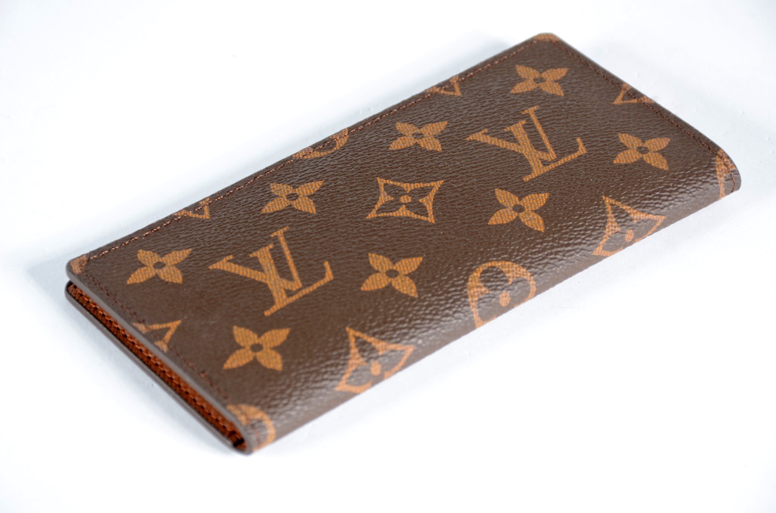 Louis Vuitton (1854) - foto 1 de 3