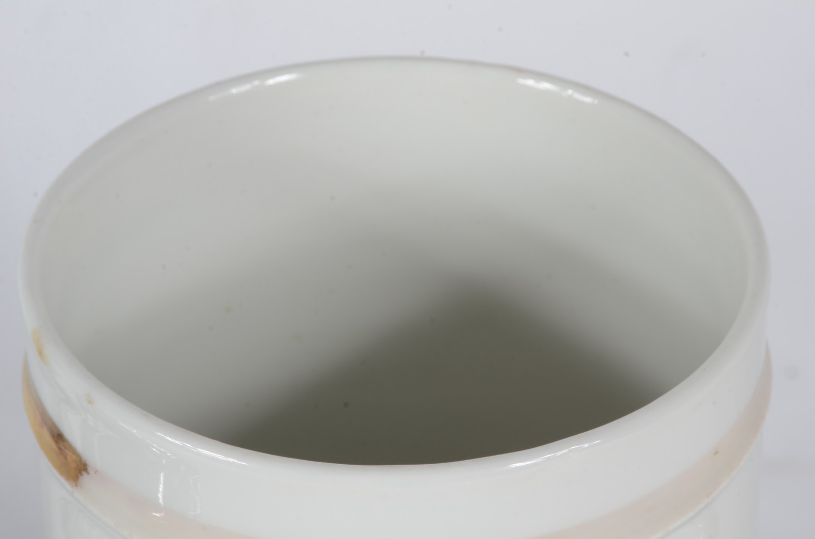 Pote de farmácia de porcelana francesa com inscrição em dourado e... - foto 4 de 6