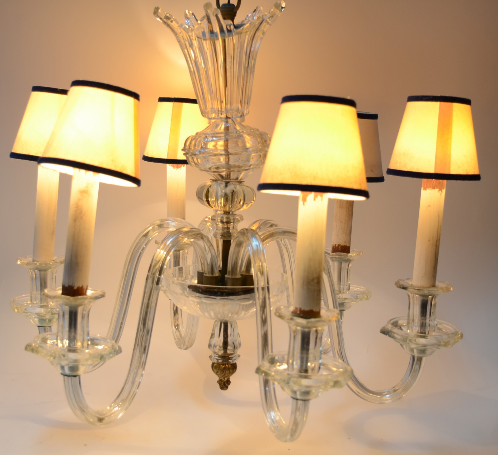 Lustre de cristal para 6 luzes, mangas de pergaminho. - foto 3 de 3