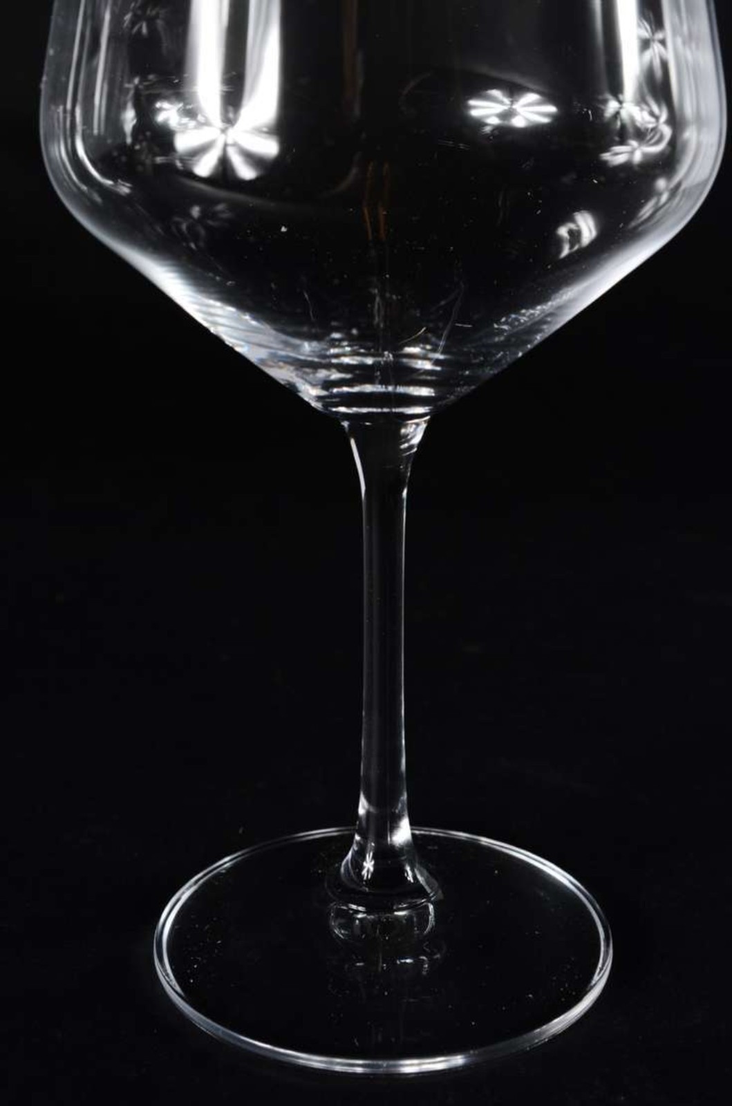 Seis taças de cristal da bohemia para vinho 580 ml. - foto 3 de 3