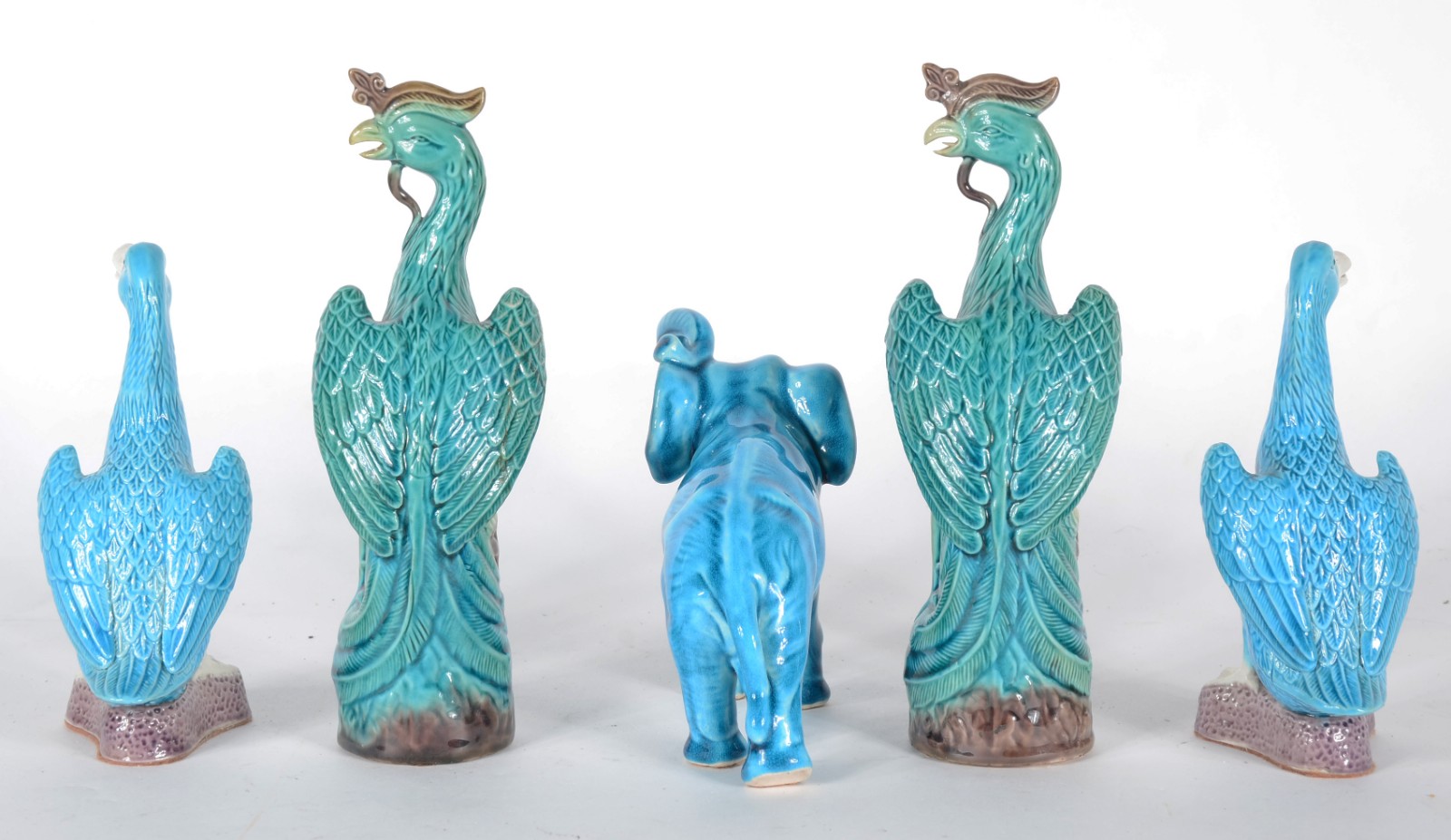 Conjunto com 5 estatuetas representando animais de porcelana chinesa... - foto 3 de 5